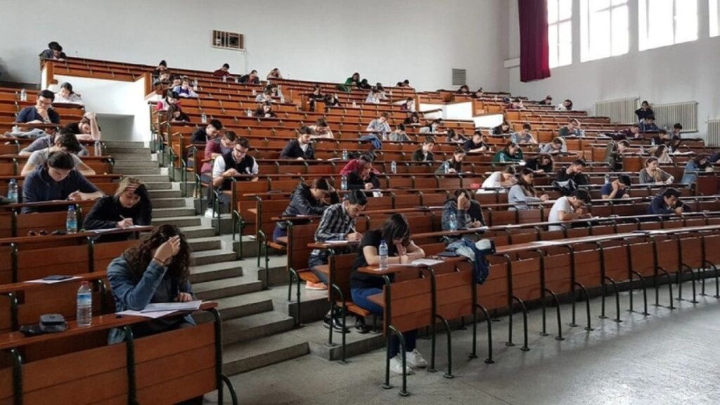 Profesor Maasi4
