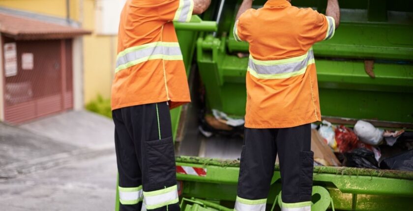 Çöpçü Maaşı 2026: Belediyede Çalışan Temizlik Görevlileri Ne Kadar Kazanıyor?