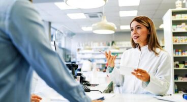 Eczacı Kalfası Maaşı 2026: Özel Eczanelerde Çalışanlar Ne Kadar Alıyor?