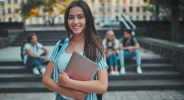 Üniversite Mezunlarına En Hızlı İş Bulan Bölümler 2026 Listesi