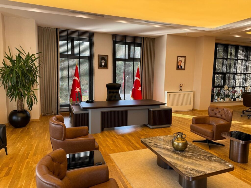 Mudur Yardimcisi Maasi